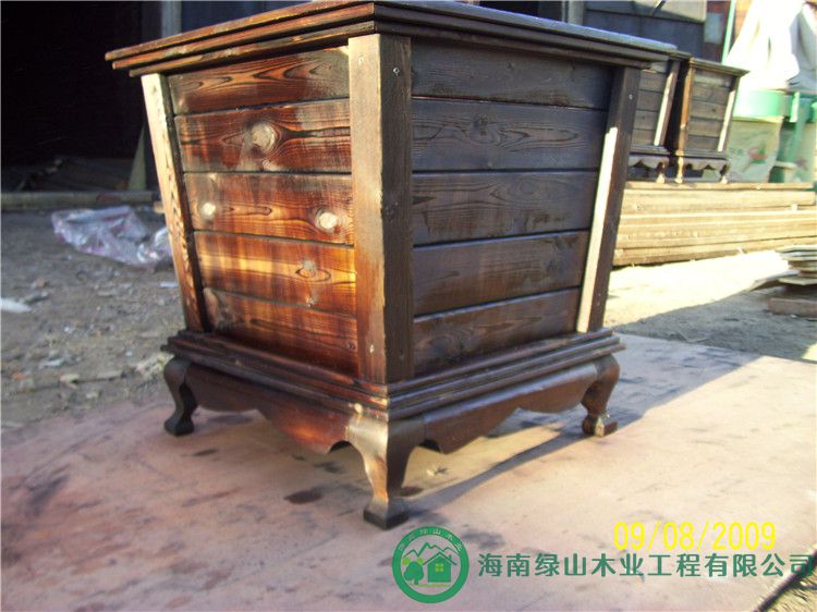 炭化花箱.jpg